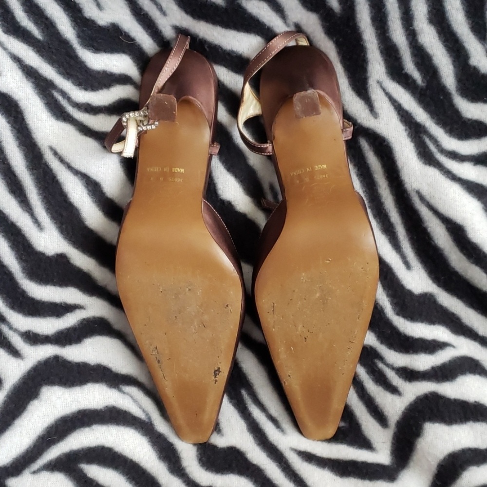 Brown satin wedding shoes - Picture 4 of 4